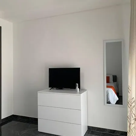 Central, Fully Equipped Modern Apartment - 2 L-Imgarr Exterior photo