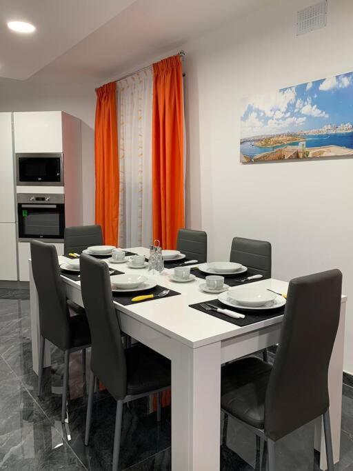 Apartment Central, Fully Equipped Modern - 2 *